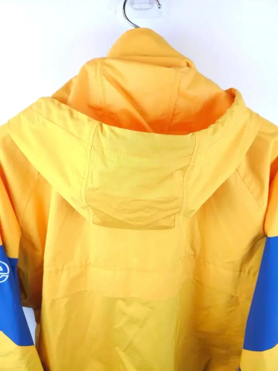 thumbnail-4